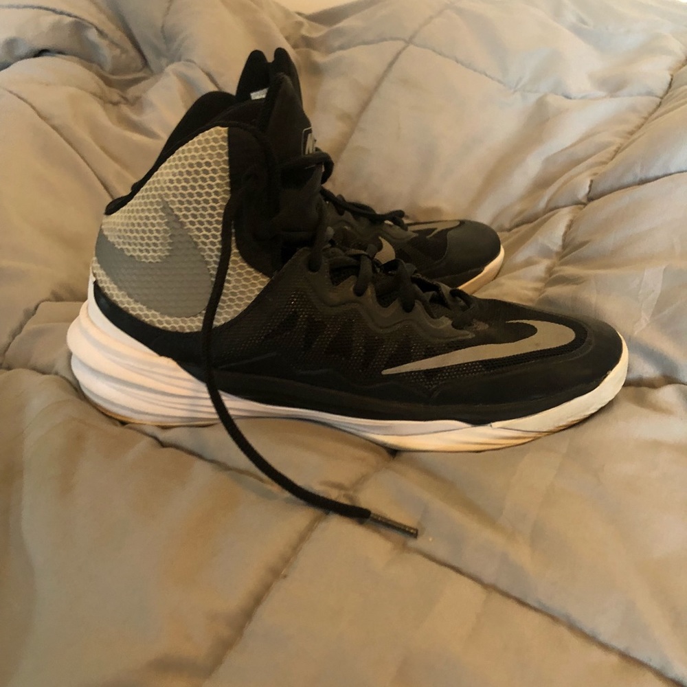 Nike Hyperdunk - image 4